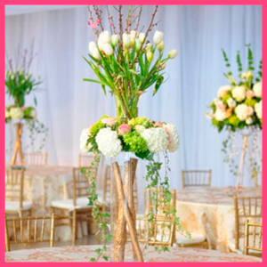 UNIQUELY BOLD CENTERPIECE